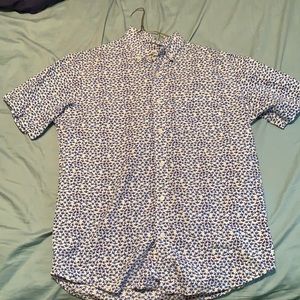 Old Navy Hawaiian T-shirt